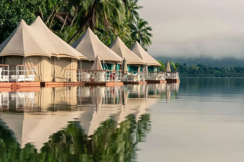 https://sundaratravelclub.com/hotel recommendation/